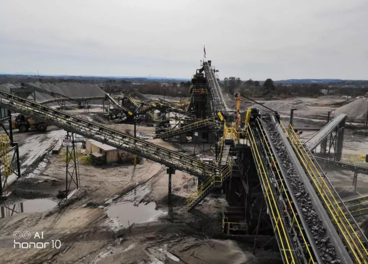 美礦機械設(shè)備登陸美國砂石料市場 美礦機械設(shè)備登陸美國砂石料市場